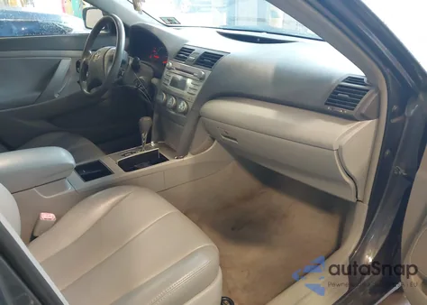 2009 Toyota Camry Le from USA, damaged, VIN 4T1BE46K19U880718